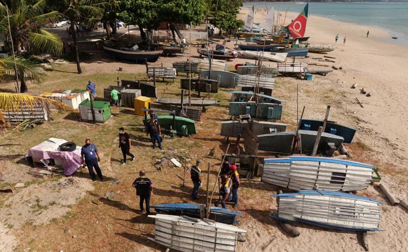 Jangadeiros pedem apoio para construção de estaleiro