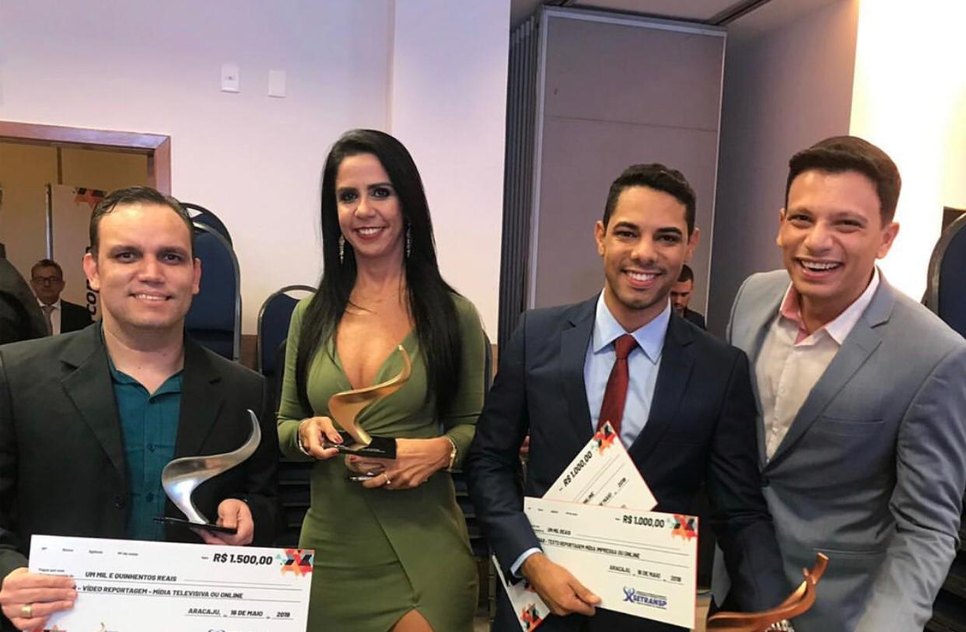  recebe o Prêmio Setransp de Jornalismo
