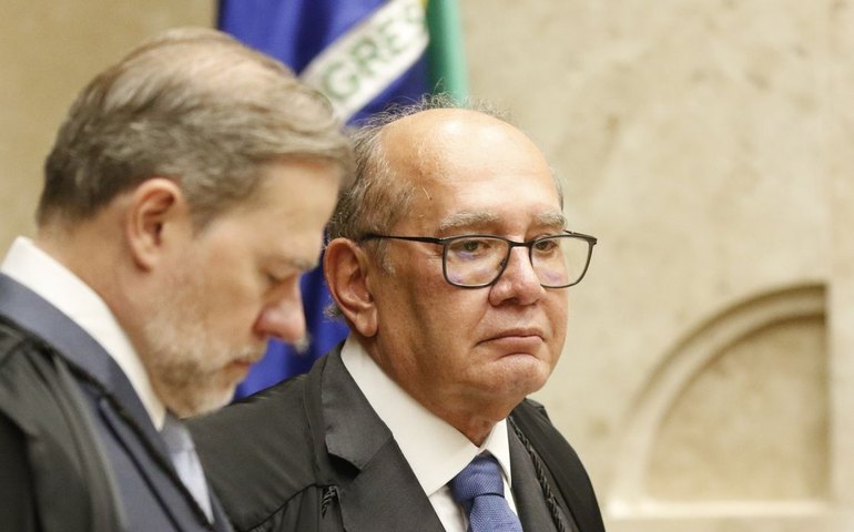 Mendes pede parecer sobre ações contra impeachment de ministros do STF