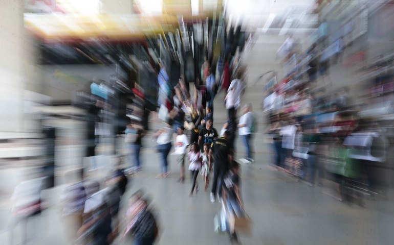 Serasa: maioria deve gastar até R$ 4 mil em despesas de início de ano