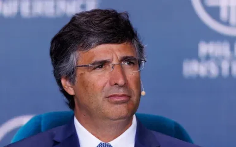 André Esteves afirma que BTG avalia ativos do BRB, mas descarta carteiras do Master