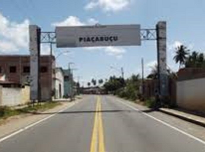 Prefeitura de Piaçabuçu entrega mais dois ginásios à população