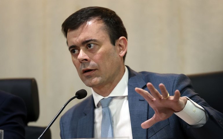 Tarifaço não deve afetar investimentos dos EUA no Brasil