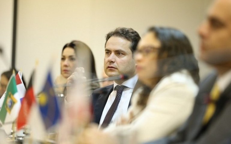 Estudo mostra como jovens pesquisam sobre ciência na internet