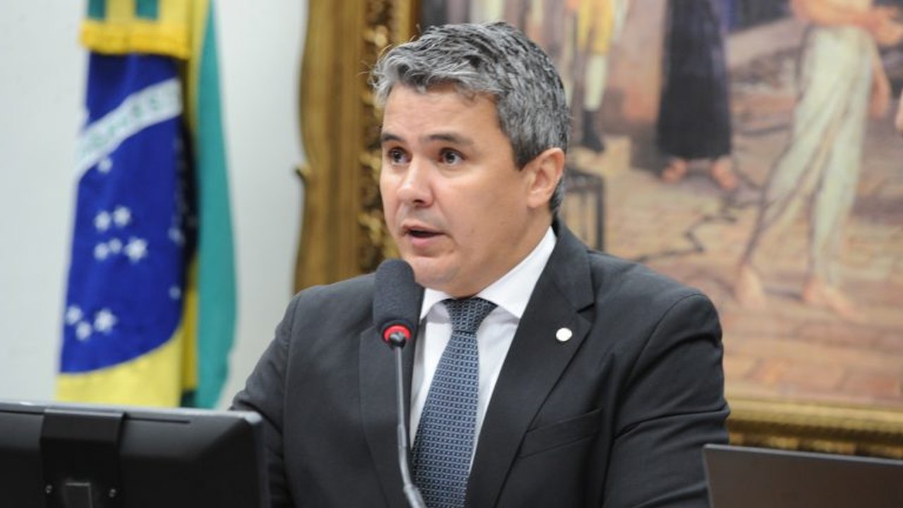 Comissão aprova classificação de doenças raras, lúpus e artrite como deficiência
