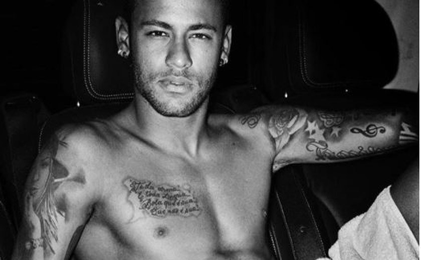 Pode isso, Bruna? Neymar posta foto nu e enlouquece fãs
