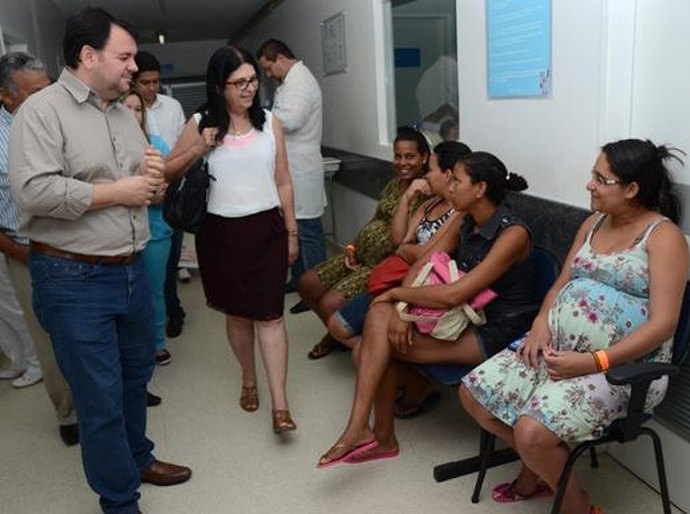 Secretária da Saúde debate melhorias para Hospital Clodolfo Rodrigues