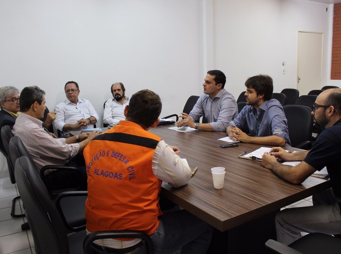 Semarh atua para disciplinar o abastecimento de água em Maceió