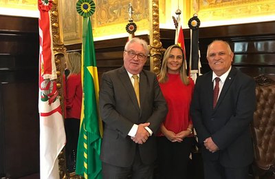Em agenda institucional, Otávio Praxedes é recebido pelo presidente do TJ/SP