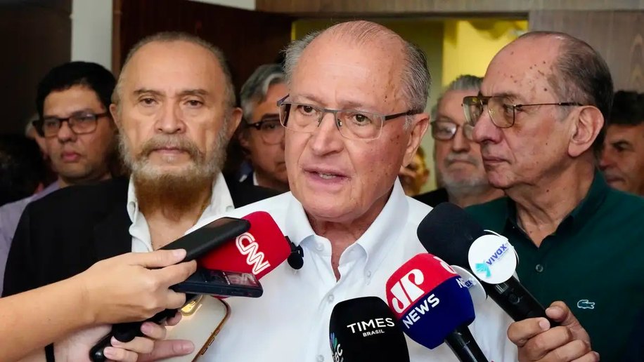 Alckmin defende cotas de importação de aço pelos Estados Unidos
