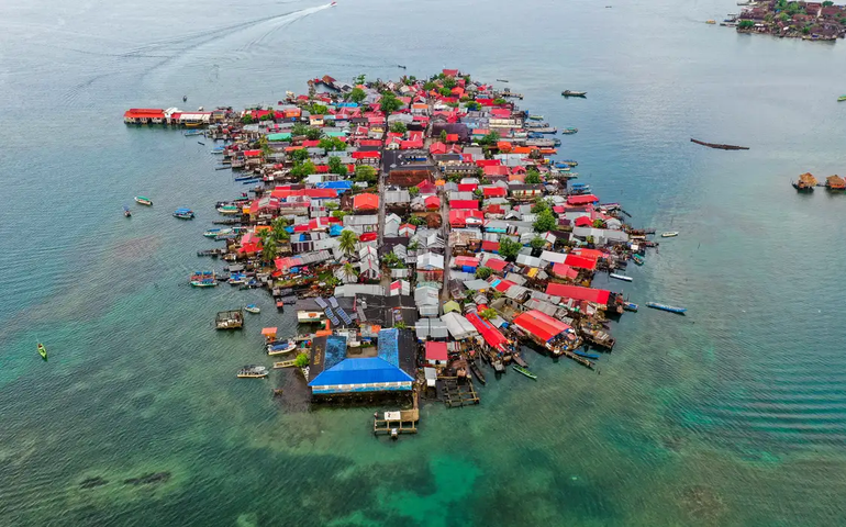 Terremoto de 7,6 graus de magnitude atinge mar do Caribe