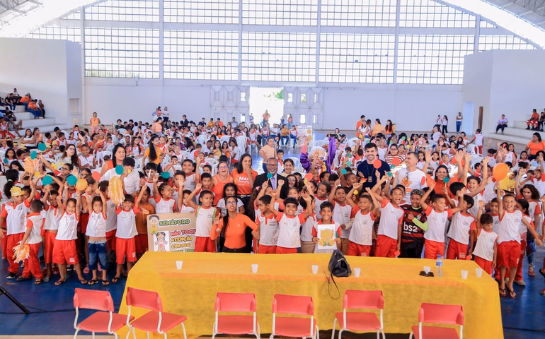 Maio Laranja: alunos da rede municipal de ensino de Penedo participam de roda de conversa