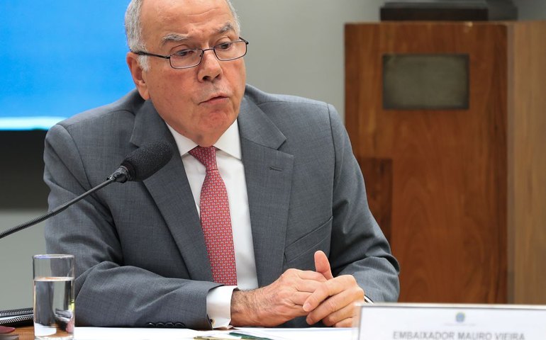 Mauro Vieira alerta para conluio contra a democracia brasileira