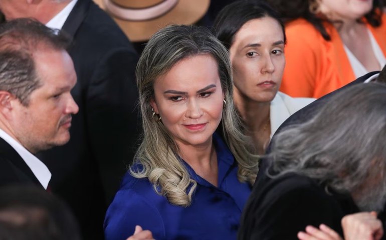 'Uma hora você se encontra com a maldade', diz ministra do Turismo