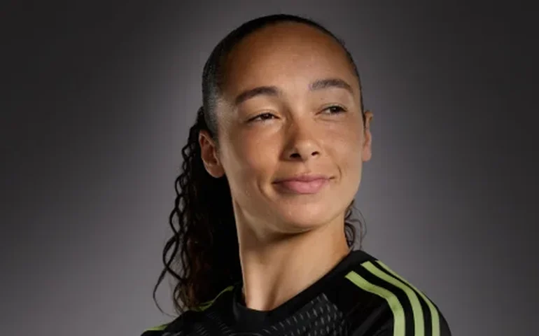 Goleira do Manchester United sofre fratura na órbita ocular e pode desfalcar equipe por semanas