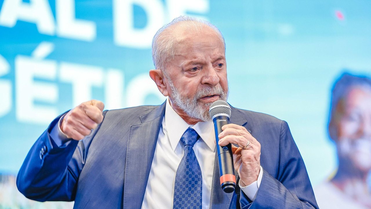 Internação do presidente Lula 'chama atenção' para possível sucessão, diz fonte do PT à Sputnik