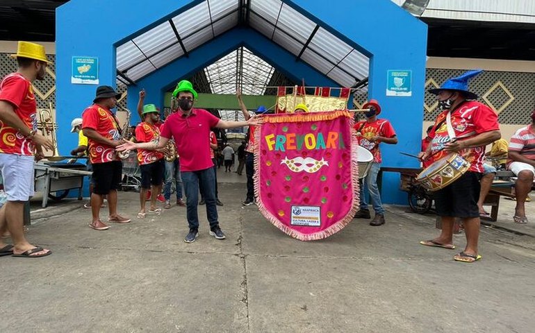 Cultura aposta na tradição com artistas da terra e leva orquestras de frevo para o centro de Arapiraca