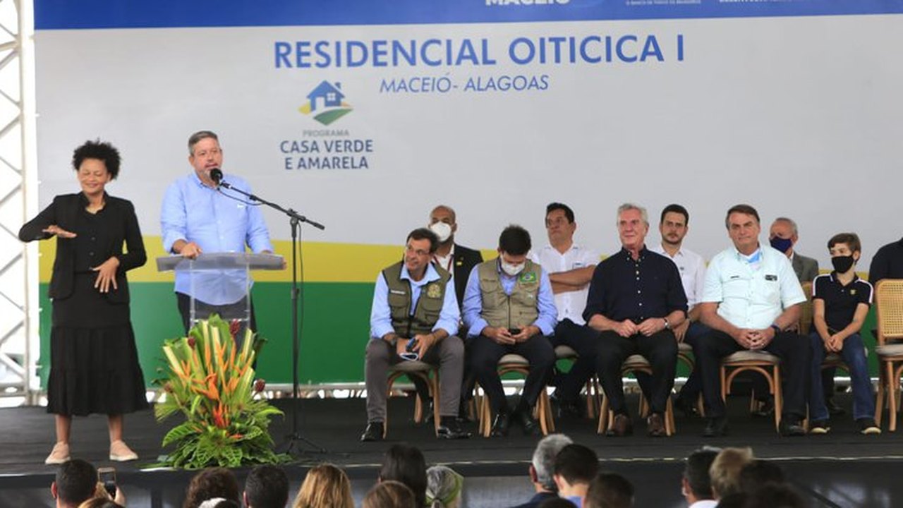 Governo Federal entrega moradias a 500 famílias de baixa renda em Maceió (AL)