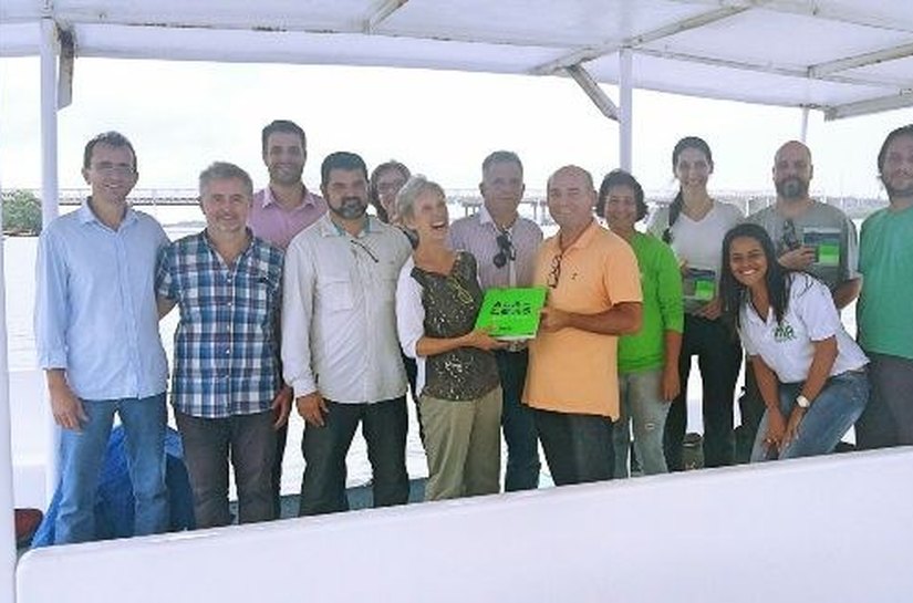 Equipe do IMA apresenta complexo lagunar a representantes do BID