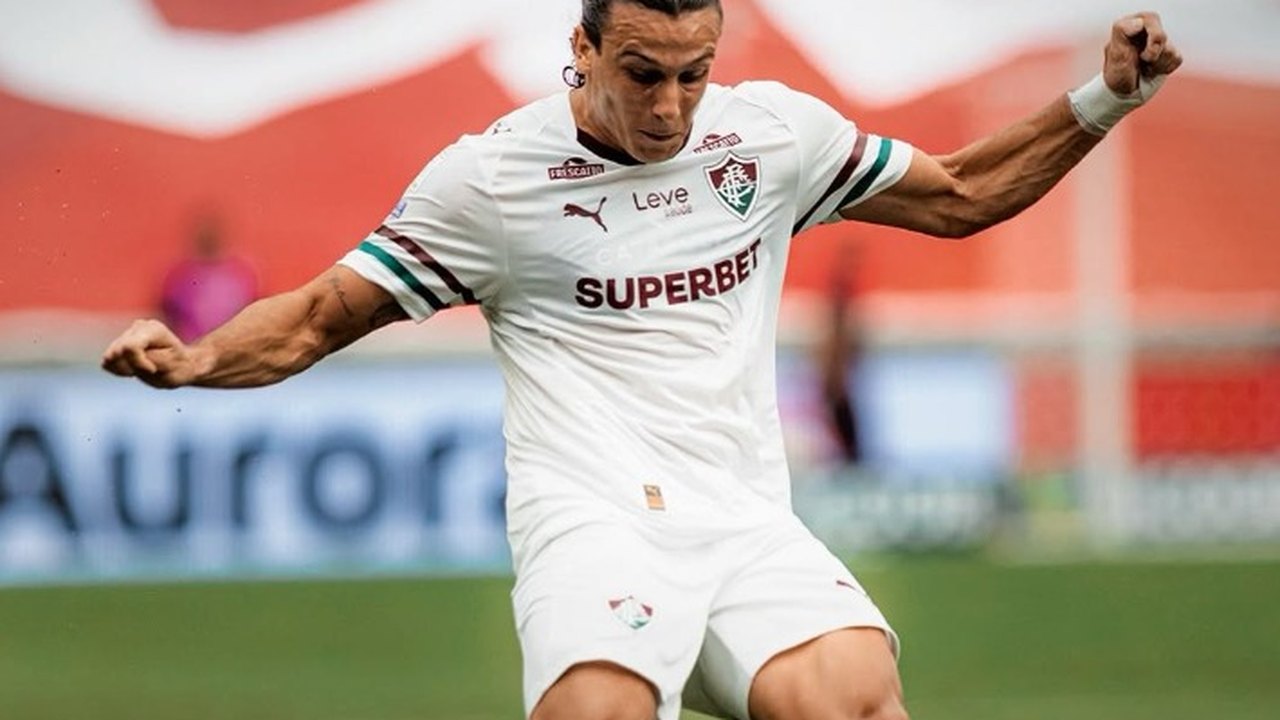 Em jogo de seis gols, Athletico-PR e Fluminense empatam por 3 a 3 na Arena da Baixada
