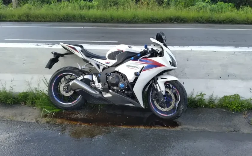 Acidente Fatal na AL-101 Sul: Motociclista Perde a Vida em Curva