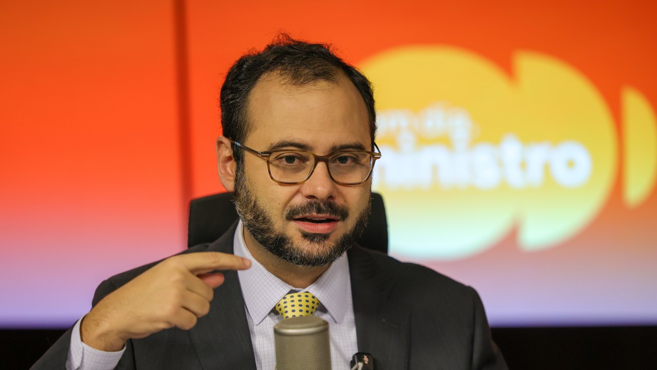 Perdão das dívidas de MEIs é medida fiscal “necessária”, diz ministro