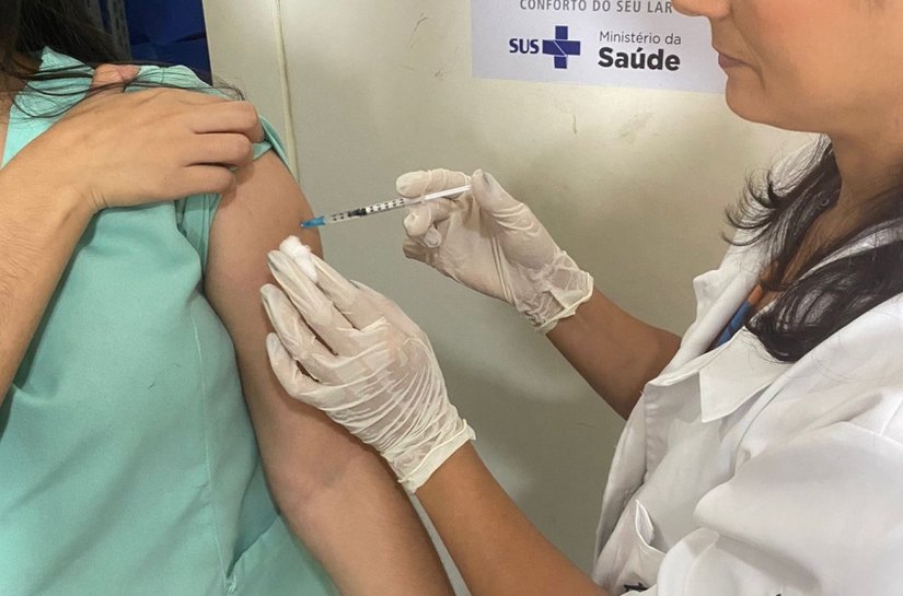 Maceió: vacinação contra Influenza e Pneumonia é ampliada para pacientes acamados