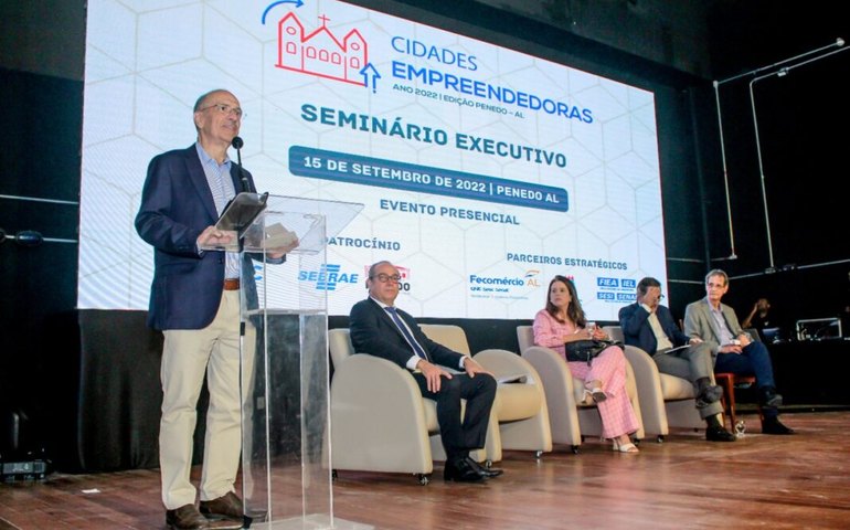 “Turismo em Penedo é um bom negócio para todos”, destaca Prefeito Ronaldo Lopes durante Seminário Cidades Empreendedoras