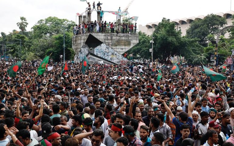 Confrontos em Bangladesh nessa segunda-feira deixam pelo menos 109 mortos