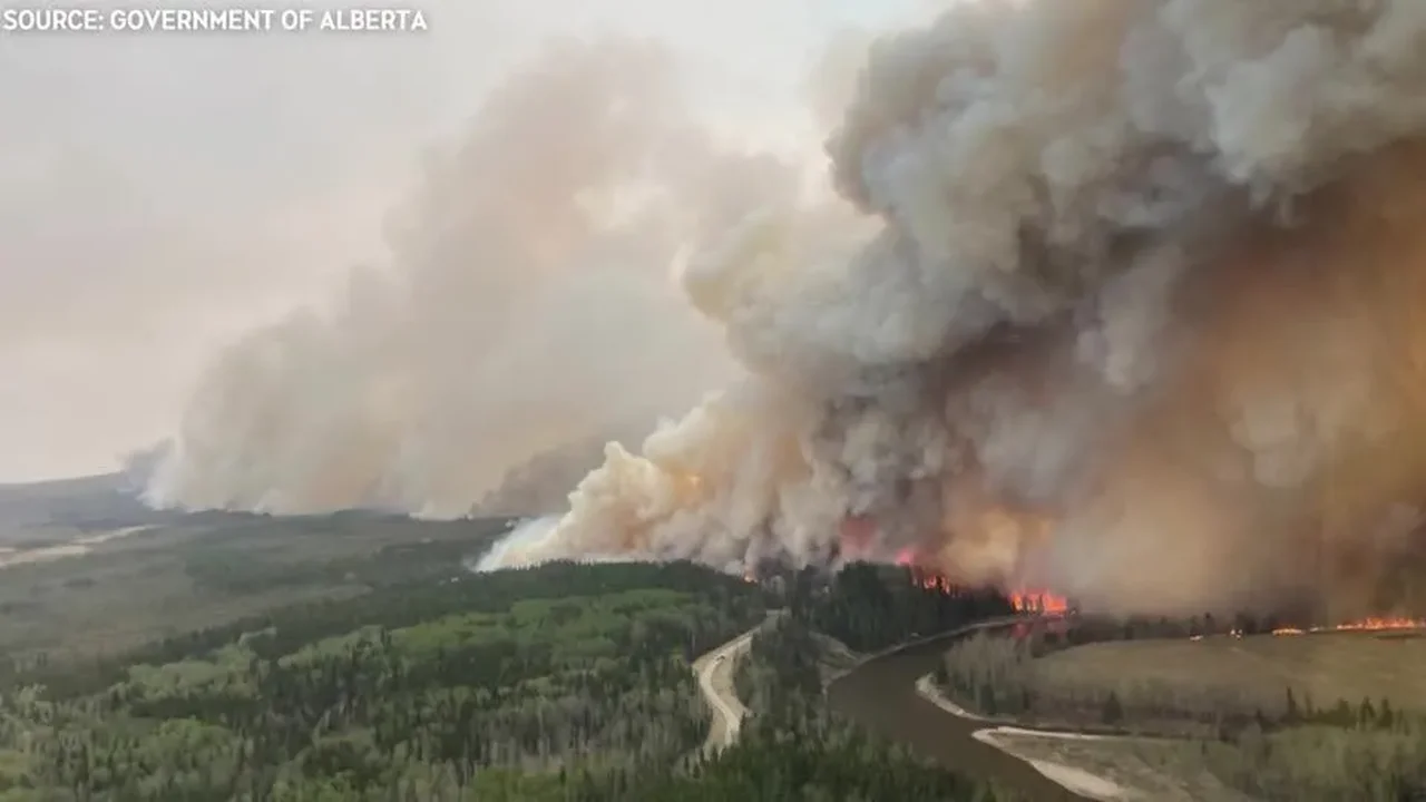Incêndios podem ter destruído metade da cidade histórica de Jasper