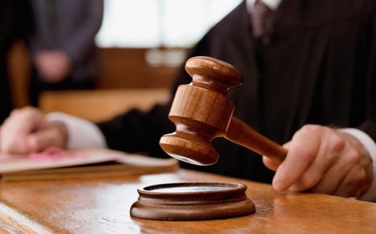 Juízes podem assumir prefeituras se eleições forem adiadas