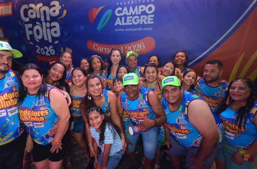 Bloco Os Pegadores de Galinha teve show com Banda Papajungle que levou alegria ao Povoado de Chã da Imbira