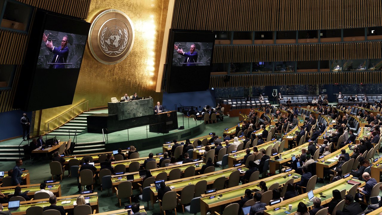 ONU aprova resolução contra embargo dos EUA à Cuba