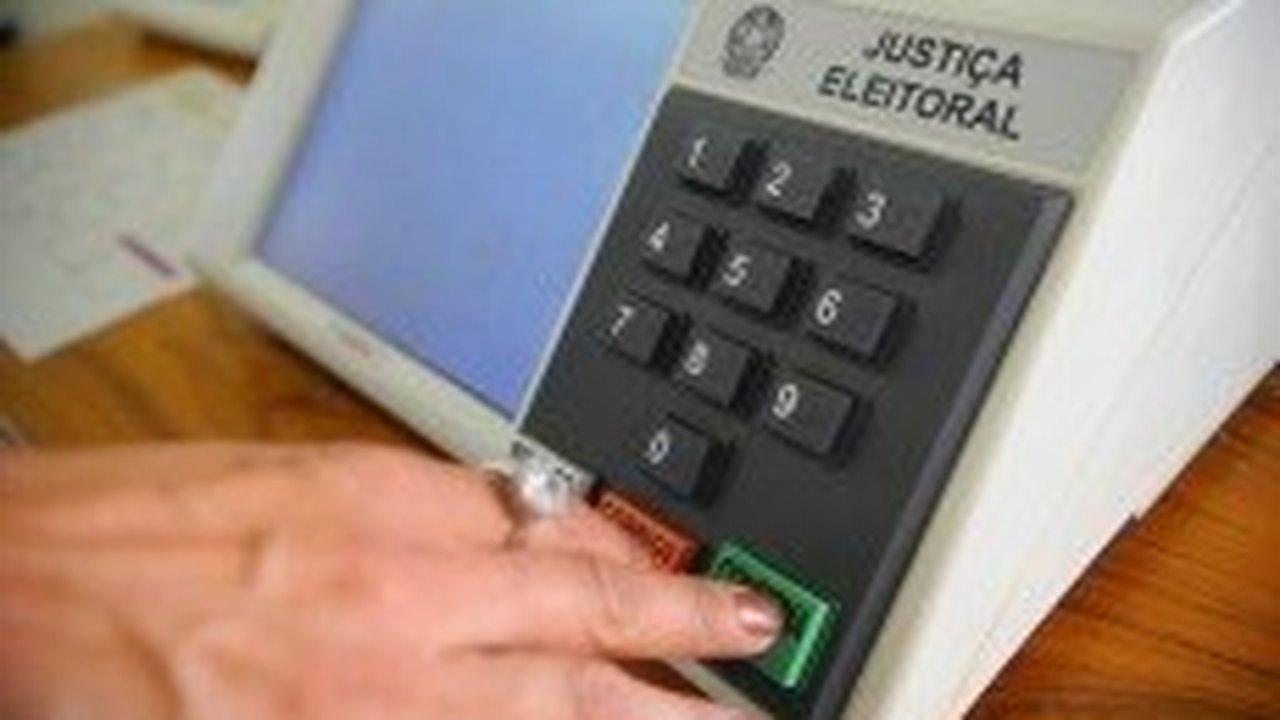 Eleitores que não compareceram às urnas no 1º turno poderão votar no 2º