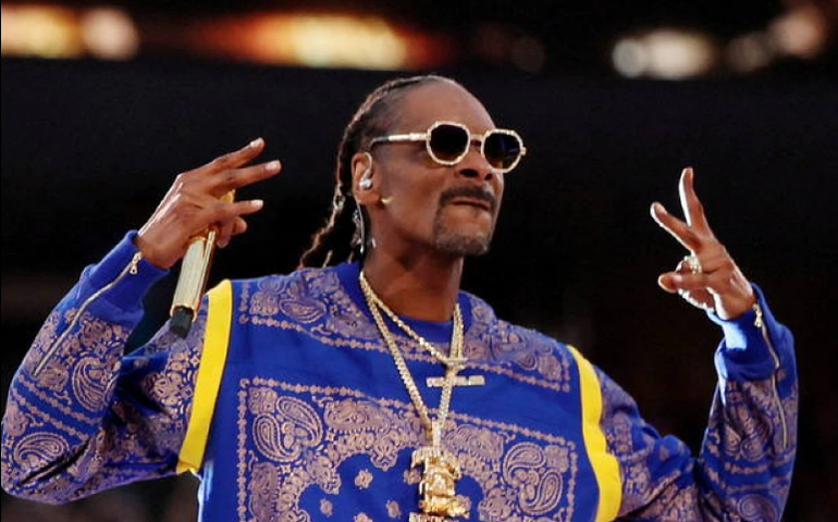 Snoop Dogg anuncia parceria musical com BTS: &#8216;Acabamos fazendo&#8217;