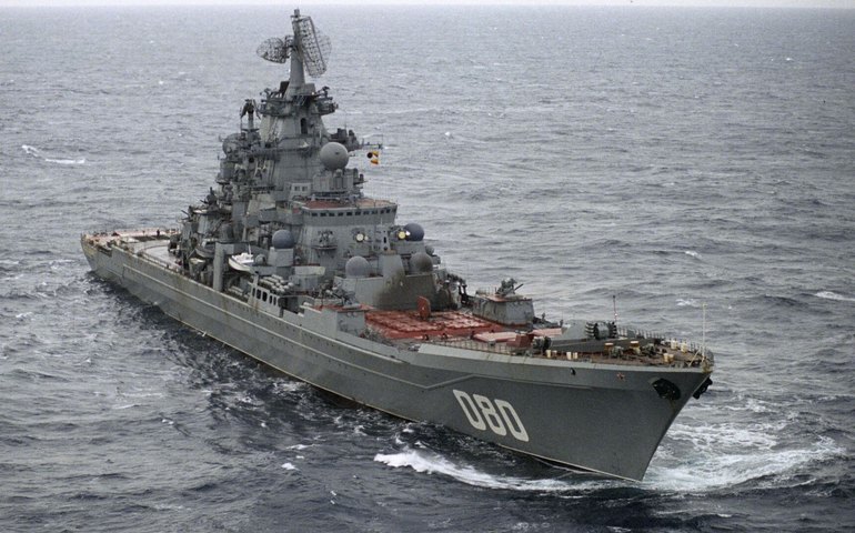 Revista explica por que cruzador de batalha russo Admiral Nakhimov é um 'monstro' de defesa antiaérea