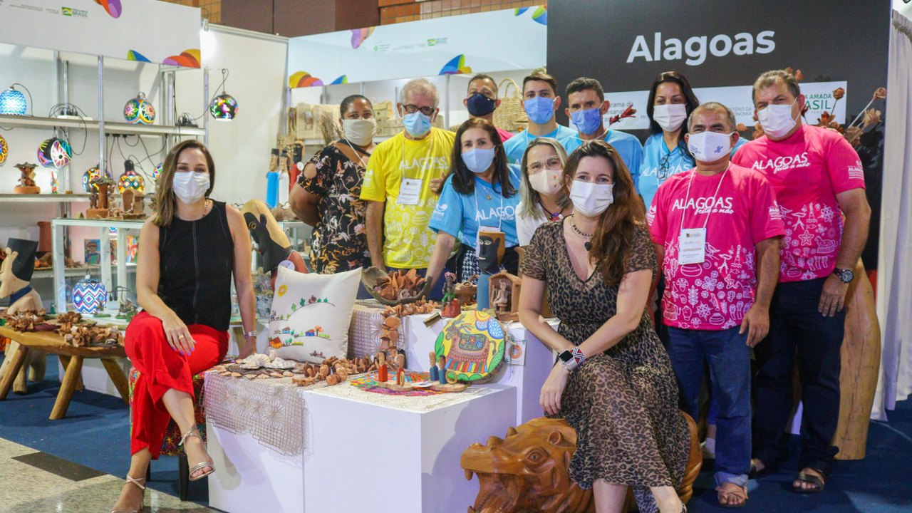 Artesãos de Alagoas batem recorde de vendas e comercializam mais de R$ 145 mil em Brasília