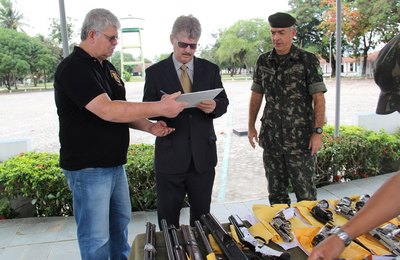 Corregedoria entrega 1.108 armas de fogo ao Exército, em dois anos