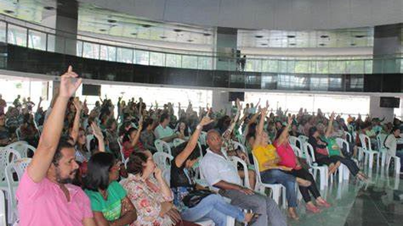 Rede pública de educação de Alagoas participa de greve nacional nesta quarta