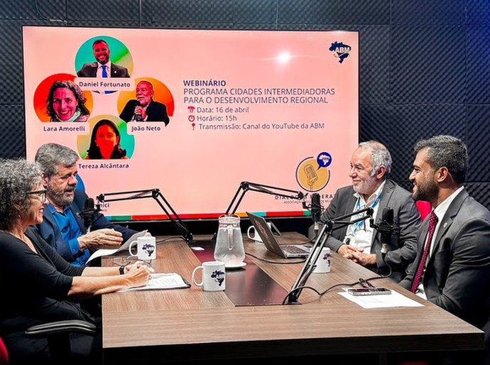 Parceria entre MIDR e AMB fortalece municípios no Programa Cidades Intermediadoras