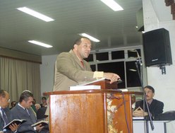 Pastor Daniel Silva conta vitória de Deus na sua vida