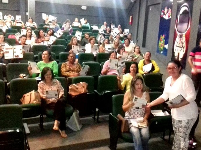 Educação Emocional: informativos são entregues a gestores de Arapiraca