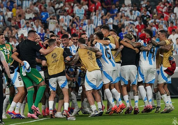 Argentina derrota Canadá e vai decidir a Copa América mais uma vez