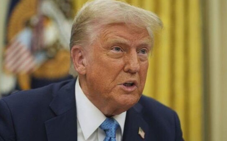 Trump anuncia planos para conversar com Putin sobre paz na Ucrânia