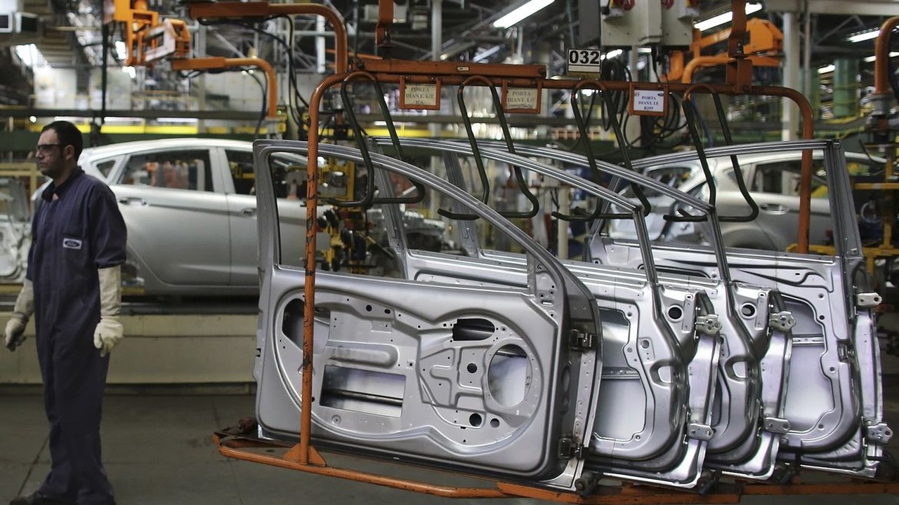 Governo chinês retoma diálogo com setor automotivo brasileiro para fornecimento de chips