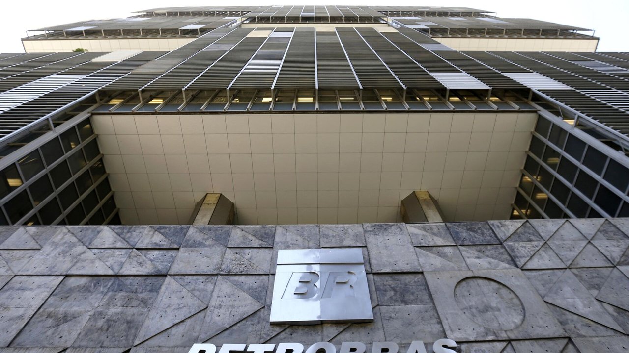 Petrobras pode retornar à Venezuela após possível acordo sobre dívida