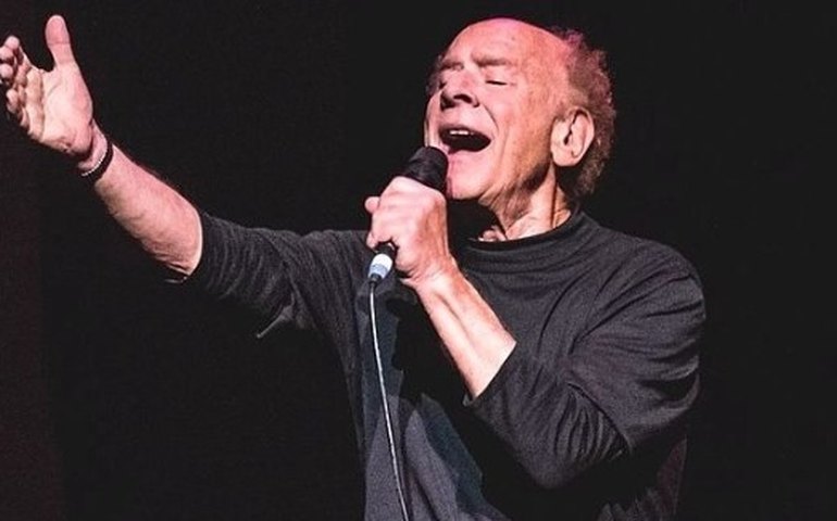 Art Garfunkel revela encontro emocionante com Paul Simon após desavenças entre a dupla