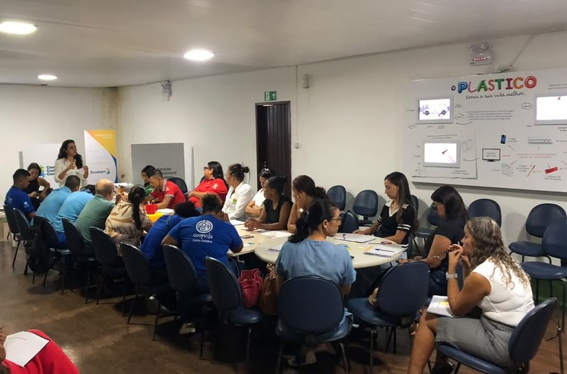 Como estruturar um projeto para que consiga captar recursos: associações comunitárias e cooperativas participam de capacitação