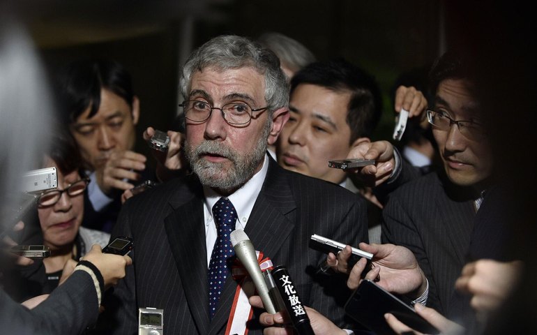 Vencedor do 'Nobel de Economia' elogia Pix e questiona: 'Brasil inventou o dinheiro do futuro?'