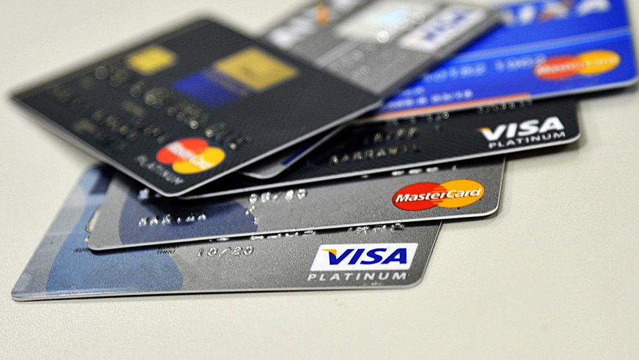 Compras com cartões crescem 14,1% no primeiro trimestre, diz Abecs